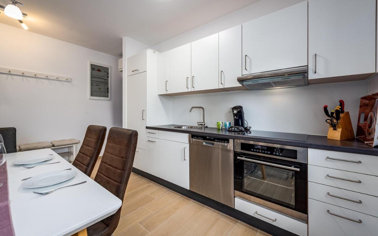 Punta Mary House With Apartment Umag Zewnętrze zdjęcie